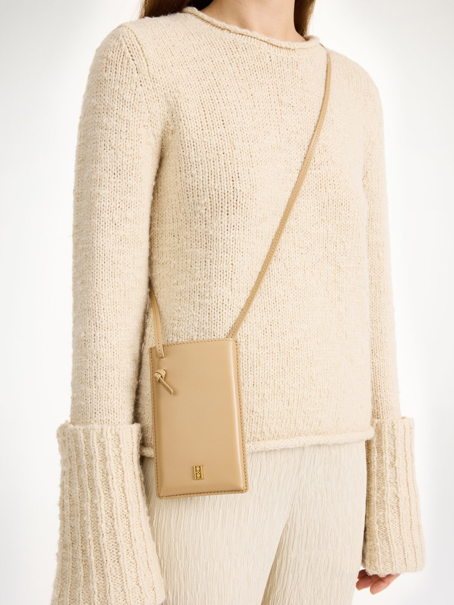 By Malene Birger Aya Leather Phone Pouch Muut Tarvikkeet Sand | FI_BB12175