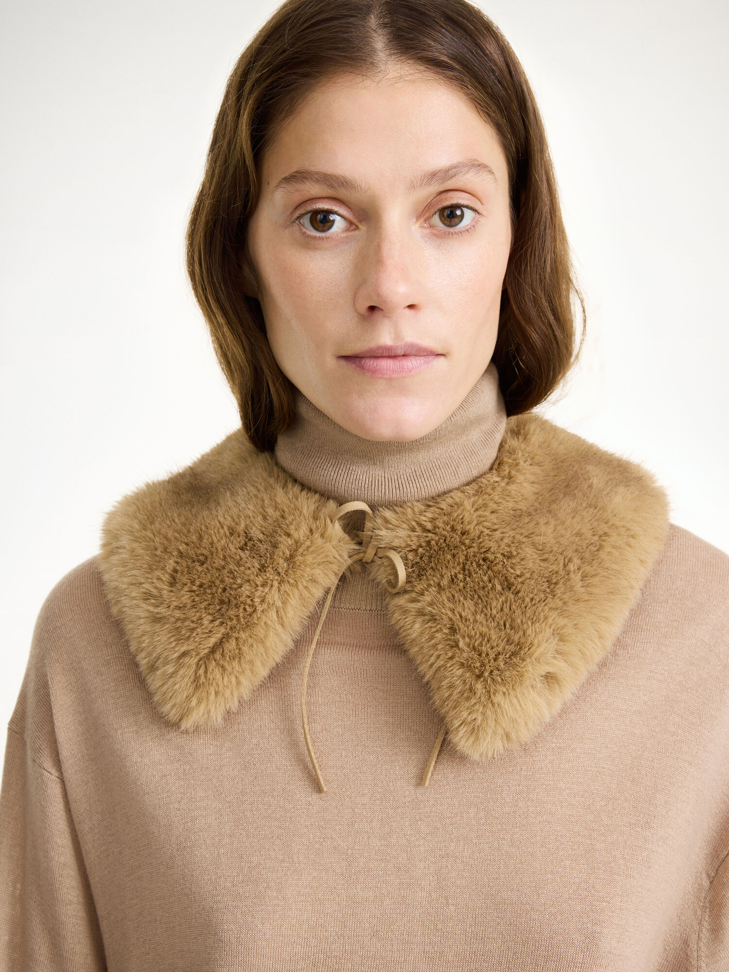 By Malene Birger Cowie Faux Fur Collar Huivit Tannin | FI_BB74933