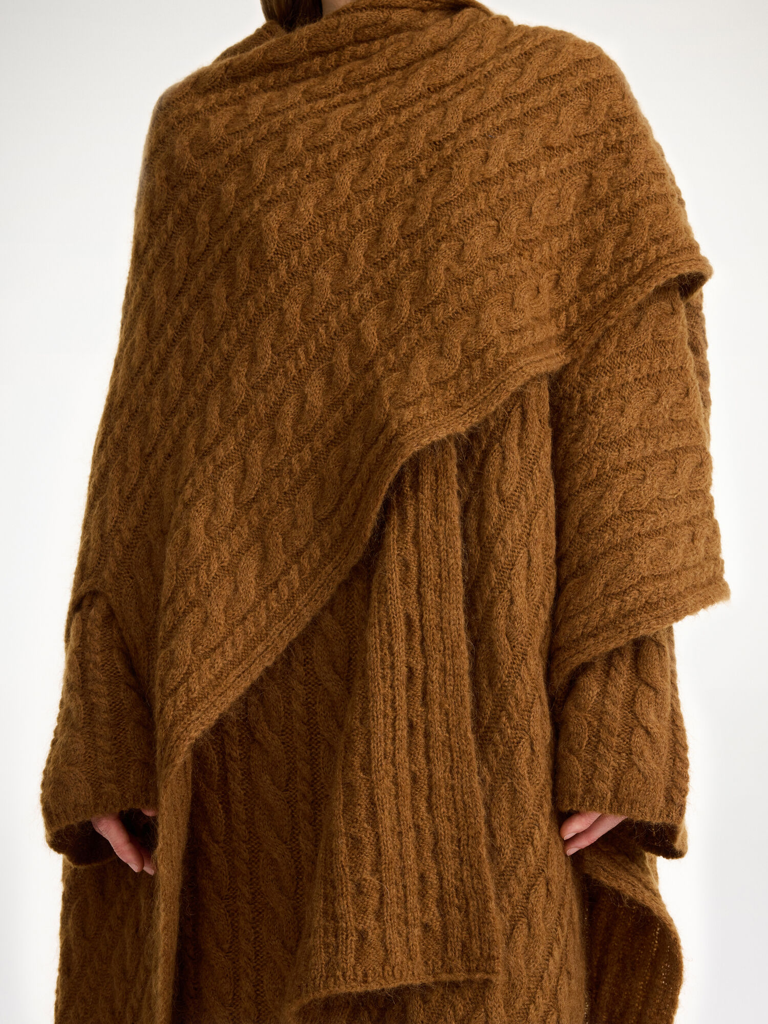 By Malene Birger Kassillas Wool-blend Poncho Neuleet Bison | FI_BB50866