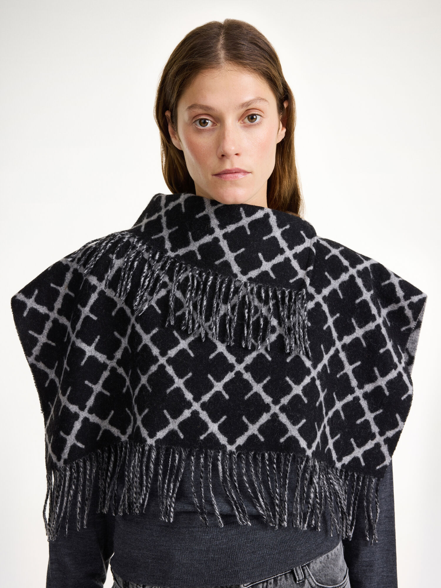 By Malene Birger Turtlos Wool Bib Huivit Vaaleanharmaat | FI_BB54017