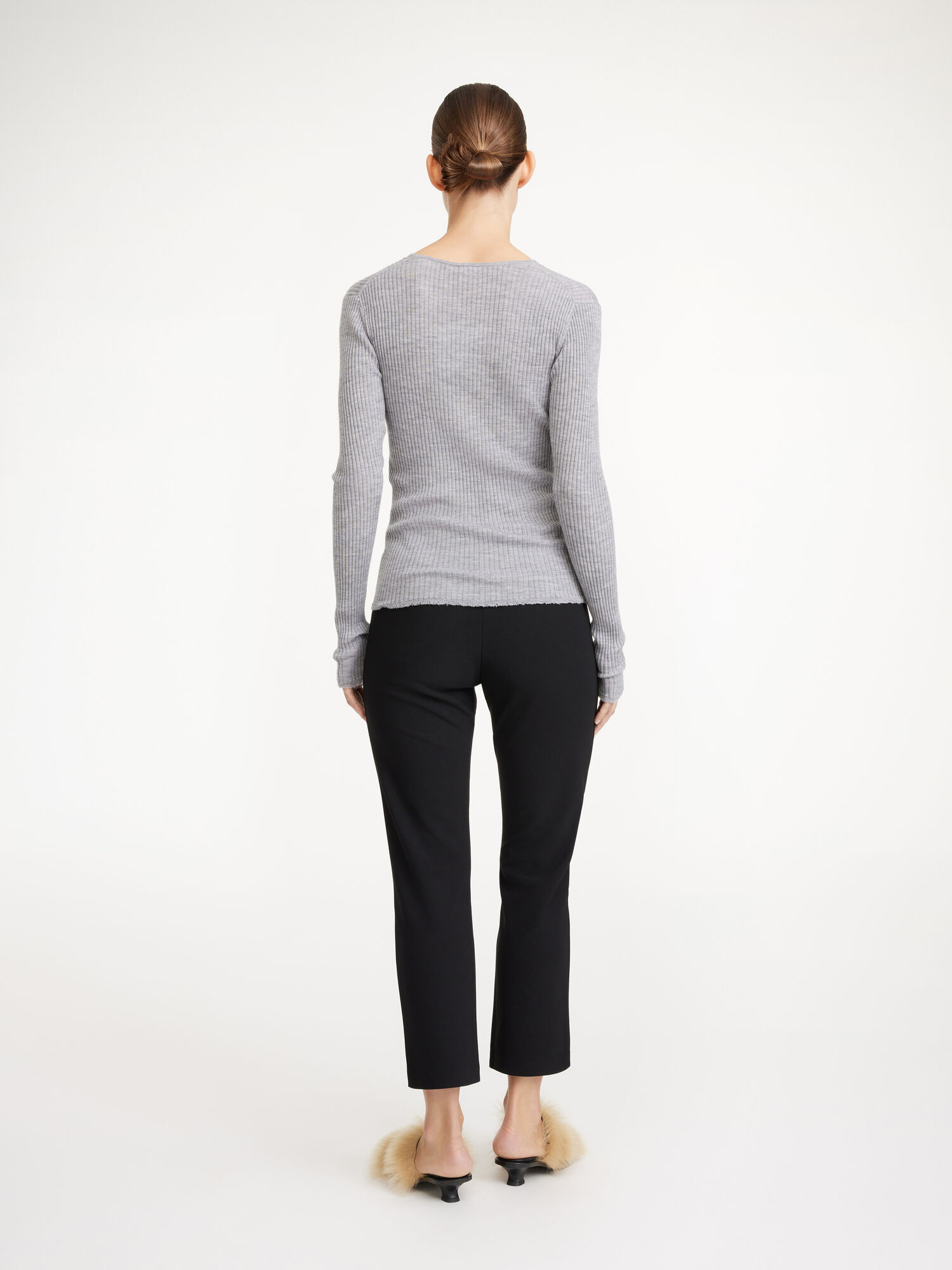 By Malene Birger Vilea Cropped Suorat Housut Mustat | FI_BB21120