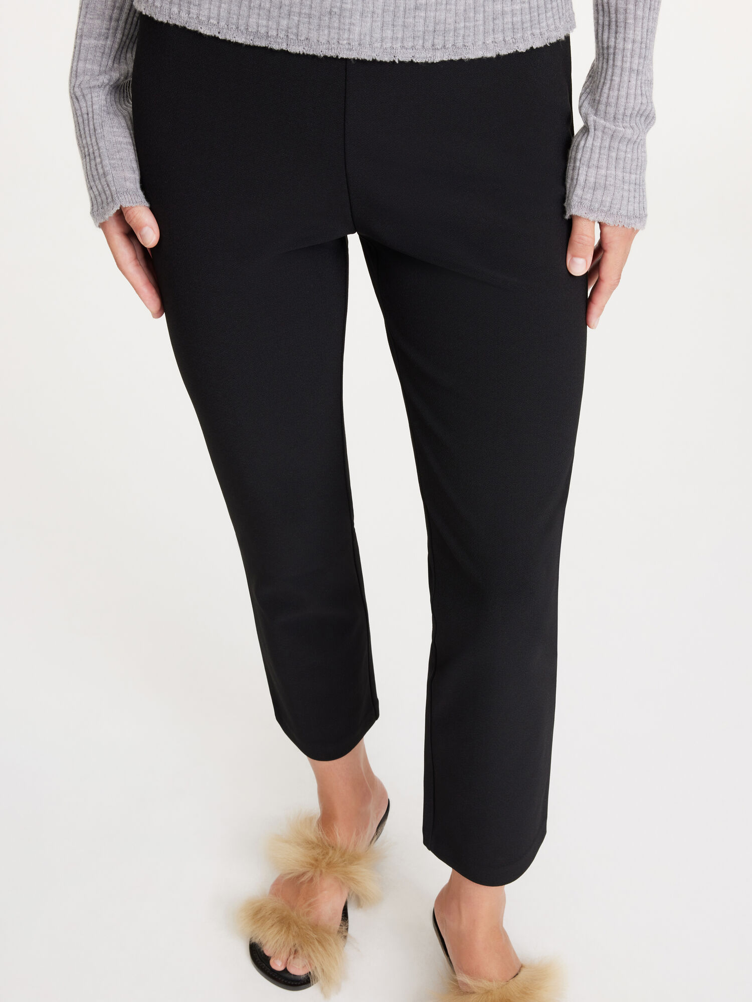 By Malene Birger Vilea Cropped Suorat Housut Mustat | FI_BB21120